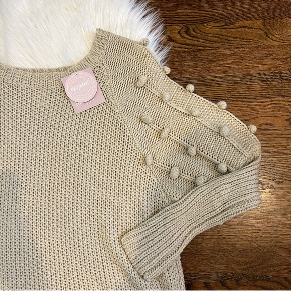 Boutique Dot Sweater (NWT) - Picture 3 of 5